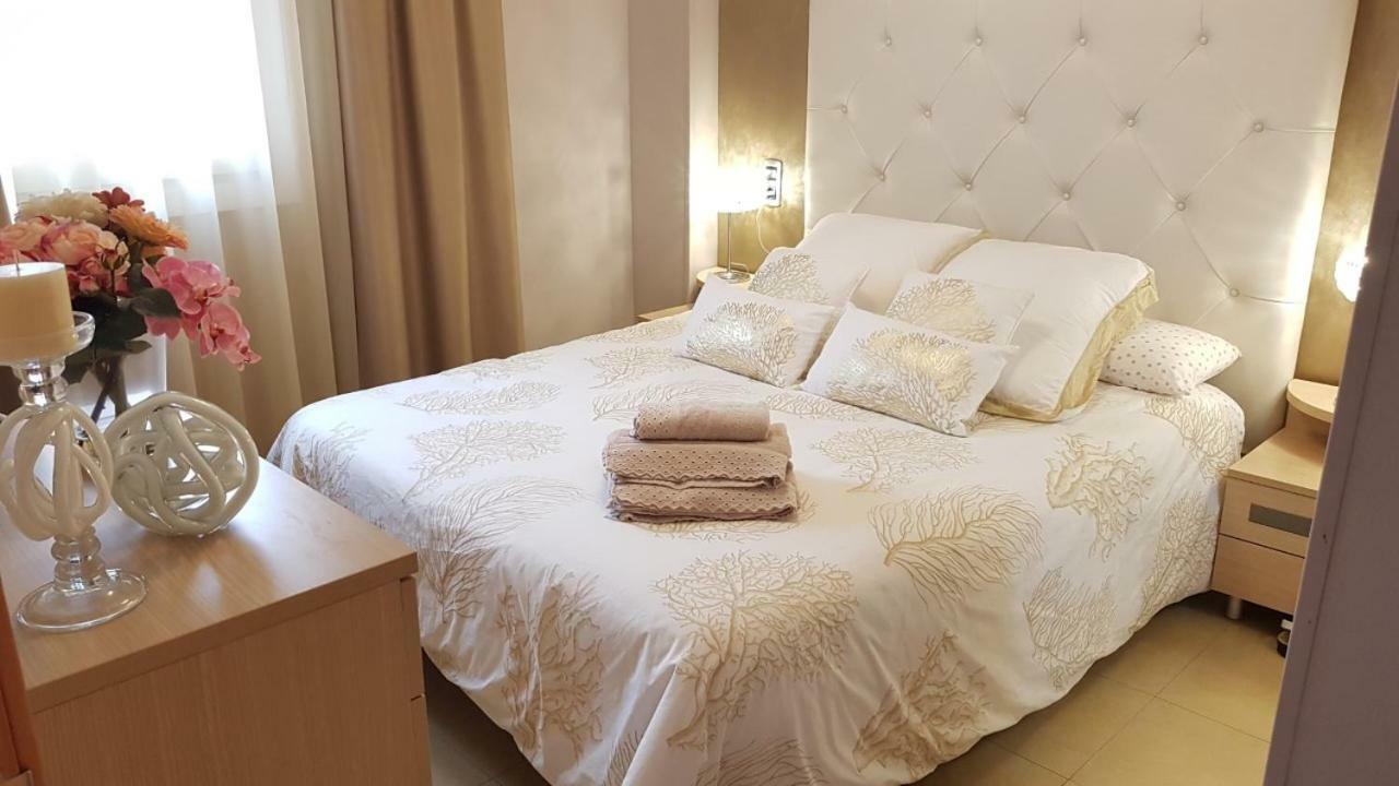 شقة Magnificas Vistas Al Mar أوروبيسا ذيل مار المظهر الخارجي الصورة